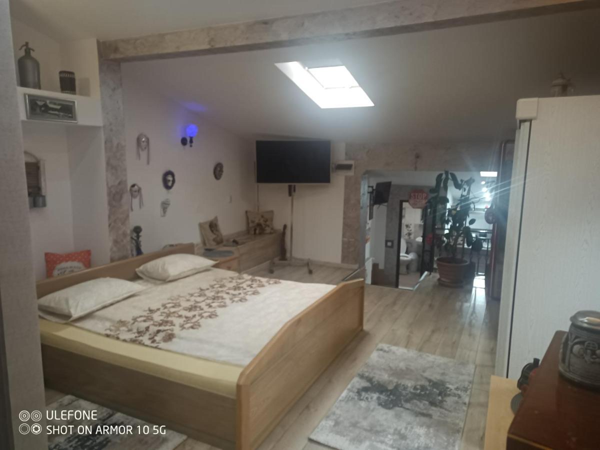 Casa Lucescu Apartment Ватра Дорней Екстериор снимка