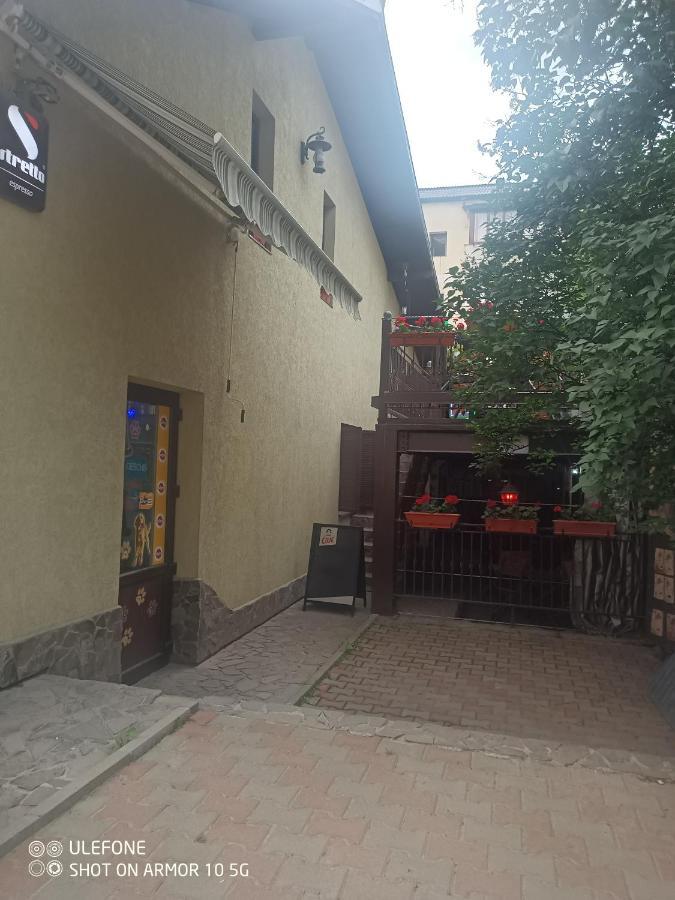 Casa Lucescu Apartment Ватра Дорней Екстериор снимка